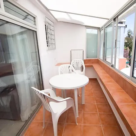 Bonito Apto. Con Fibra Optica, Balcon Y Piscina Puerto de la Cruz (Tenerife)